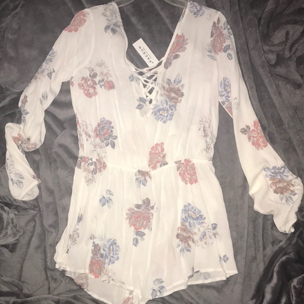 Pacsun Kendall & Kylie collection cream romper